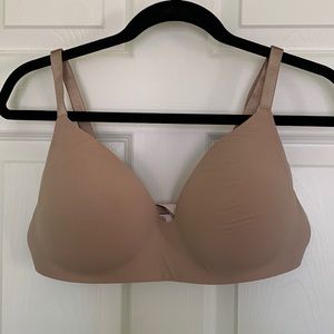 VS Wireless Bra Size 38D